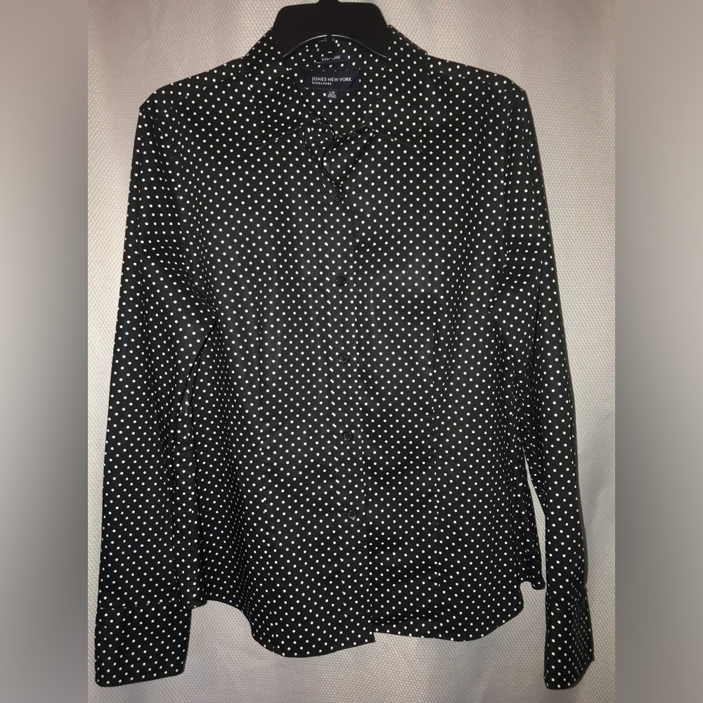 Jones New York, Black & white polka dot, womens button down.